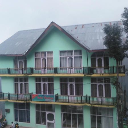 Hotel Cozy Swiss Meadows à Khajjiar Extérieur photo